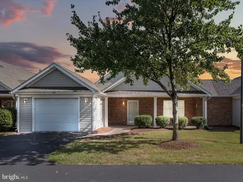 105 Buckwood Ln, Winchester, VA 22602