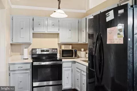 Kitchen - 322 Masters Dr, Cross Junction, VA 22625 photo 1 of 3