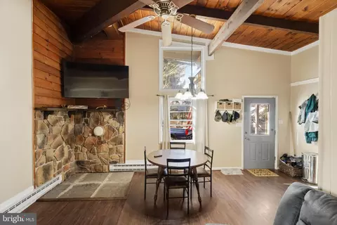 Other - 322 Masters Dr, Cross Junction, VA 22625 photo 2 of 10