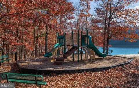 Other - 322 Masters Dr, Cross Junction, VA 22625 photo 9 of 10