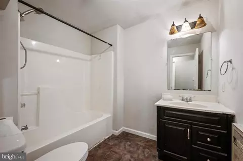 108 Comanche Trl, Winchester, VA 22602 photo 5