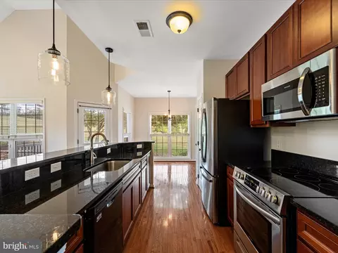 Kitchen - 711 Masters Dr, Cross Junction, VA 22625 photo 1 of 4