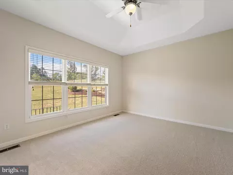Bedroom - 711 Masters Dr, Cross Junction, VA 22625 photo 4 of 4