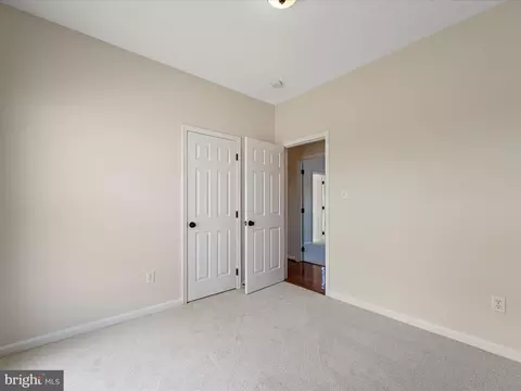 Bedroom - 711 Masters Dr, Cross Junction, VA 22625 photo 2 of 4