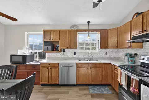 Kitchen - 2425 Third St, Middletown, VA 22645 photo 1 of 5