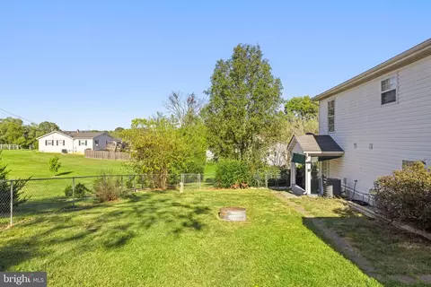 Exterior - 2425 Third St, Middletown, VA 22645 photo 15 of 18