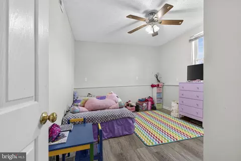 Bedroom - 2425 Third St, Middletown, VA 22645 photo 1 of 8
