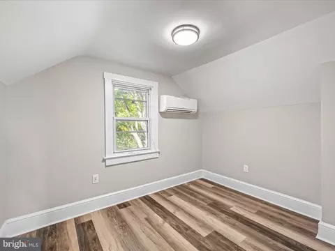 Bedroom - 298 Bufflick Rd, Winchester, VA 22602 photo 4 of 4
