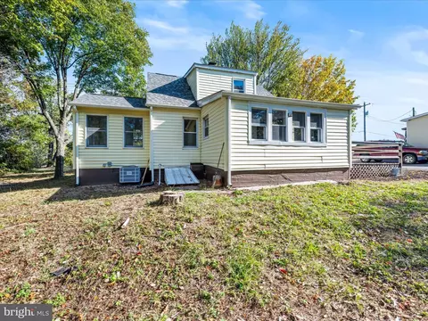 Exterior - 298 Bufflick Rd, Winchester, VA 22602 photo 9 of 10