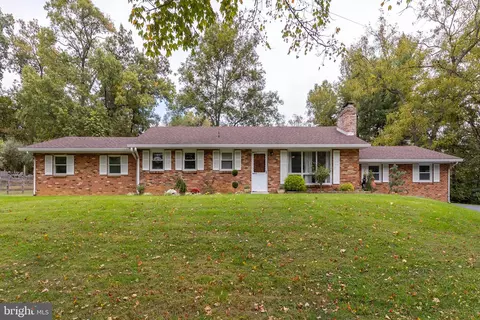 411 Rest Church Rd, Winchester, VA 22603