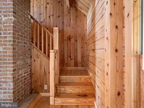 Entry Way - 175 Nixon Dr, Gore, VA 22637 photo 3 of 6