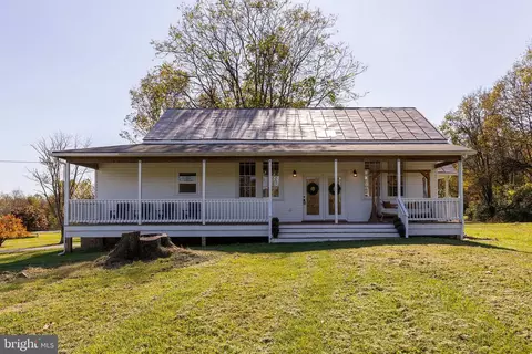 571 Rest Church Rd, Clear Brook, VA 22624
