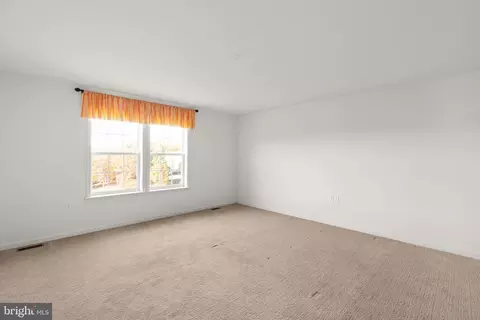 Living - 100 Taylor Ct, Stephenson, VA 22656 photo 6 of 6