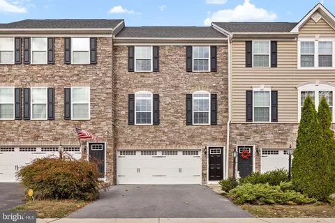 182 Trout Lily Dr, Lake Frederick, VA 22630