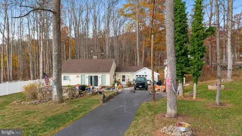 108 Cheyenne Trl, Winchester, VA 22602