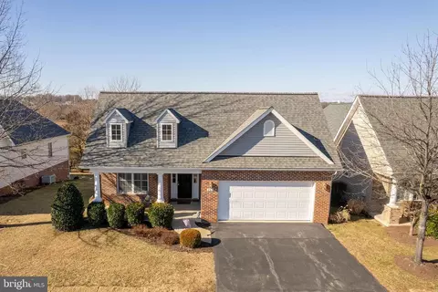 202 Butterscotch Ct, Winchester, VA 22602