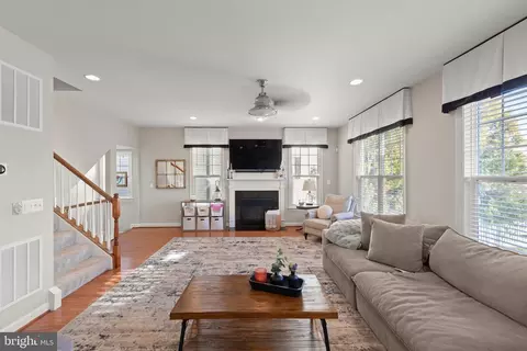 Entry Way - 102 Flyfoot Dr, Stephenson, VA 22656 photo 4 of 8