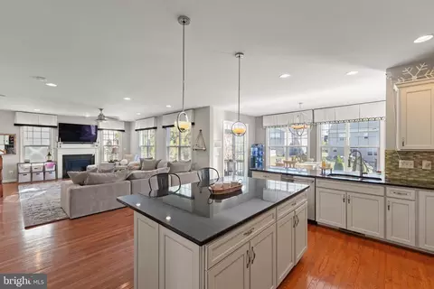 Kitchen - 102 Flyfoot Dr, Stephenson, VA 22656 photo 2 of 4