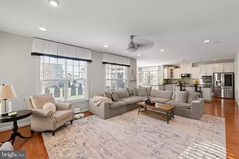 Living - 102 Flyfoot Dr, Stephenson, VA 22656 photo 1 of 2