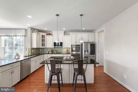 Kitchen - 102 Flyfoot Dr, Stephenson, VA 22656 photo 4 of 4