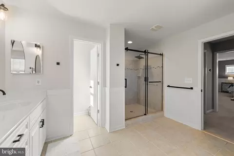Entry Way - 102 Flyfoot Dr, Stephenson, VA 22656 photo 6 of 8