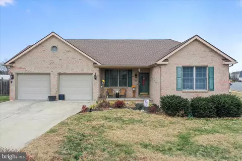 307 Craig Dr, Stephens City, VA 22655