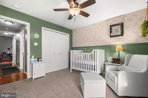 Bedroom - 323 Masters Dr, Cross Junction, VA 22625 photo 2 of 7