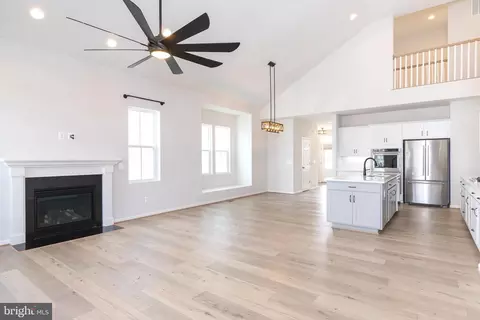 Living - 101 Goshen Pl, Stephenson, VA 22656 photo 2 of 5