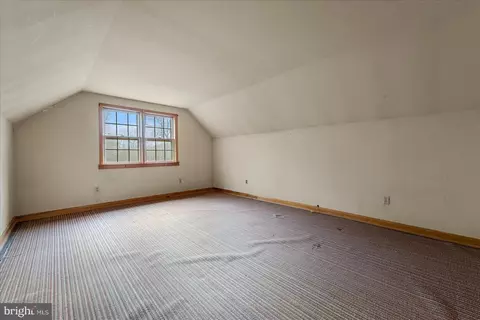 Bedroom - 186 Pine Cone Dr, Cross Junction, VA 22625 photo 3 of 3