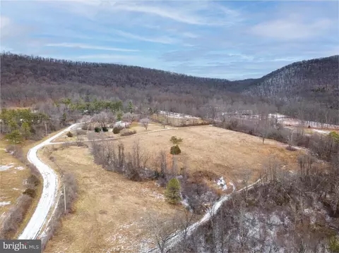 160 Capon Springs Grade Grade, Star Tannery, VA 22654