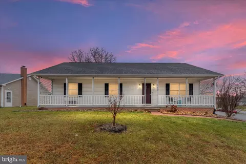 213 Tanager Dr, Stephens City, VA 22655