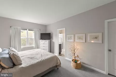Bedroom - 241 Patchwork Dr, Stephenson, VA 22656 photo 2 of 4