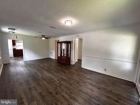 703 White Oak Rd, White Post, VA 22663 photo 3