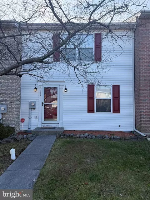 345 Surrey Club Ln, Stephens City, VA 22655