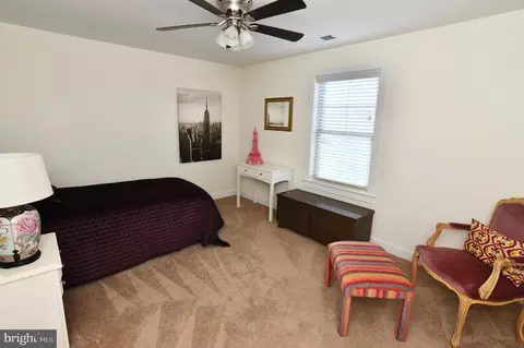 Bedroom - 129 Doonbeg Ct, Winchester, VA 22602 photo 2 of 5