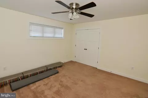 Bedroom - 129 Doonbeg Ct, Winchester, VA 22602 photo 5 of 5