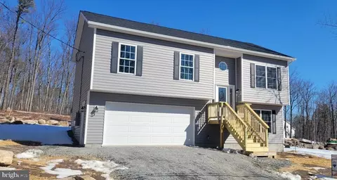 1006 Gatling Dr, Winchester, VA 22602