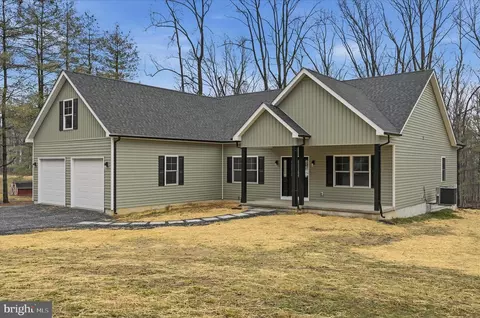 1491 Pitcock Ln, Winchester, VA 22602