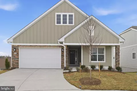 112 Betony Ct, Lake Frederick, VA 22630