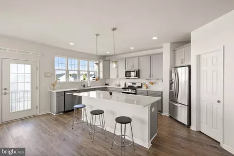 Kitchen - 131 Interlace, Stephenson, VA 22656 photo 4 of 5