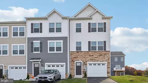149 Willett Hollow St, Stephens City, VA 22655
