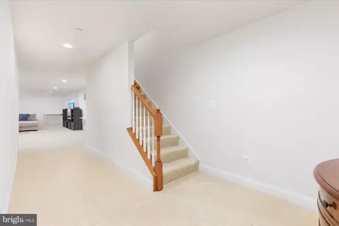 Entry Way - 122 Buccaneer Ct, Stephenson, VA 22656 photo 5 of 7