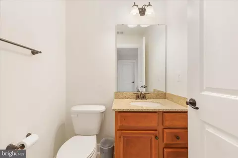 Entry Way - 122 Buccaneer Ct, Stephenson, VA 22656 photo 6 of 7