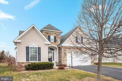Exterior - 122 Buccaneer Ct, Stephenson, VA 22656 photo 6 of 20