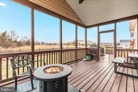 Exterior - 122 Buccaneer Ct, Stephenson, VA 22656 photo 4 of 20