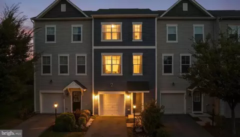 111 Rotunda Dr, Stephenson, VA 22656