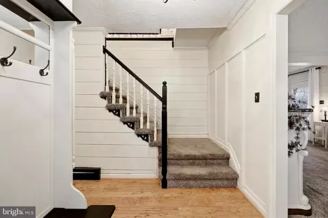 Entry Way - 236 Kump Dr, Gore, VA 22637 photo 2 of 10