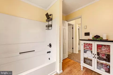 Entry Way - 236 Kump Dr, Gore, VA 22637 photo 7 of 10
