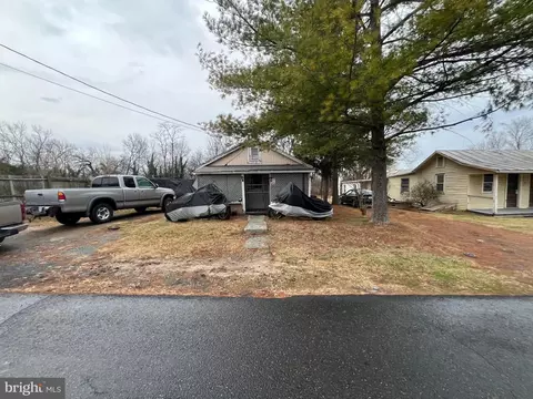 2339 Third St, Middletown, VA 22645