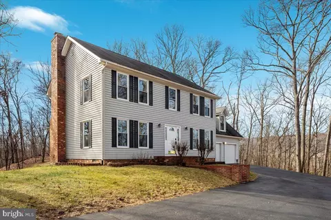 157 Oak Dr, Winchester, VA 22603